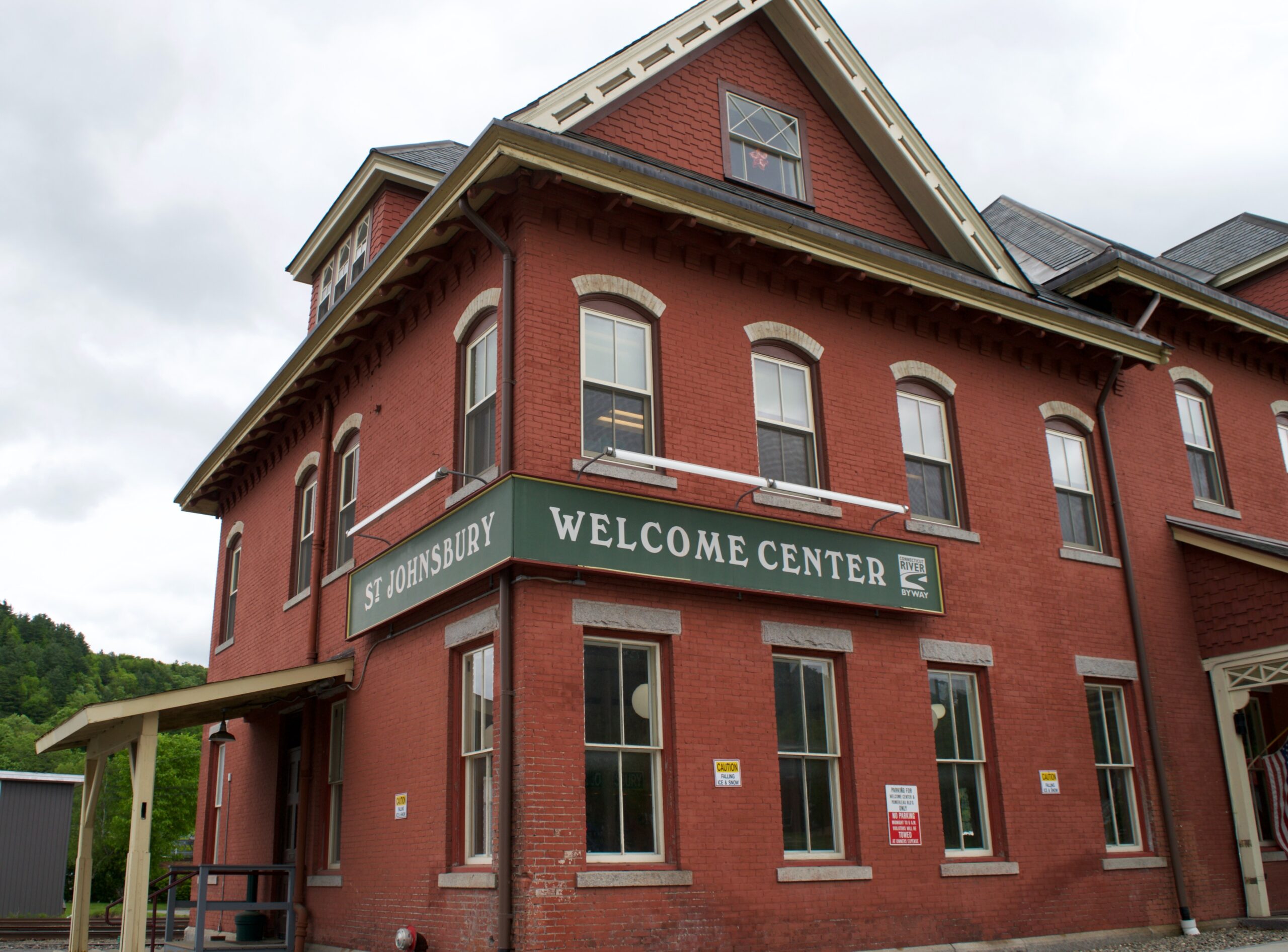 Brick St. Johnsbury Welcome Center building