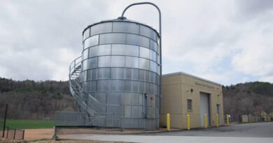 Wood-chip biomass heating plant at St. Johnsbury School